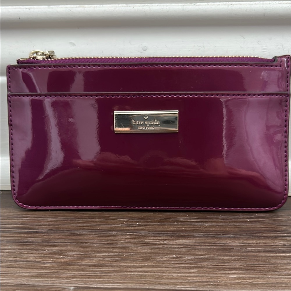 Kate Spade Purple Large Cardholder with Gold Accents. LIKE NEW